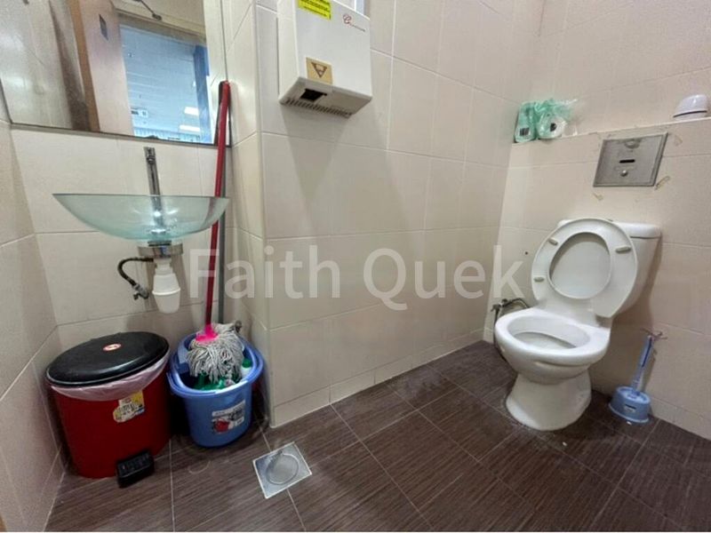 Light Industrial (B1) for Sale: E-Centre at Redhill - Image 4