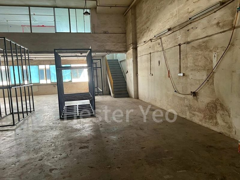 Light Industrial (B1) for Rent: North Link Building - Image 1