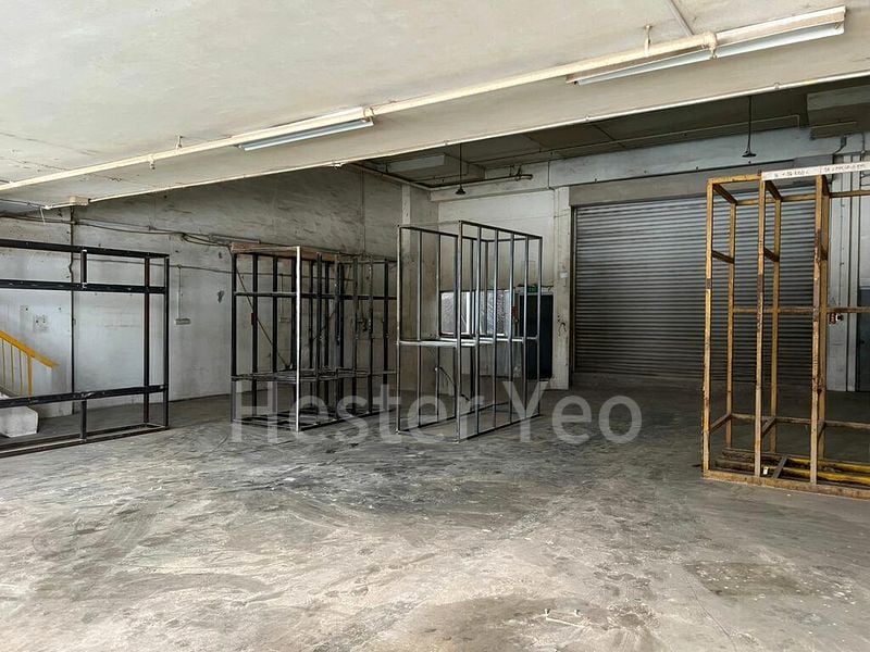 Light Industrial (B1) for Rent: North Link Building - Image 2