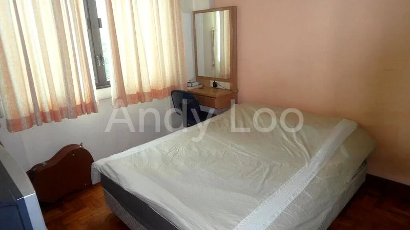 3 Bed Condo for Sale in  Parc Oasis - Image 5