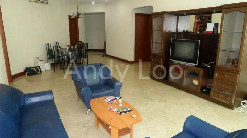 3 Bed Condo for Sale in  Parc Oasis - Image 3