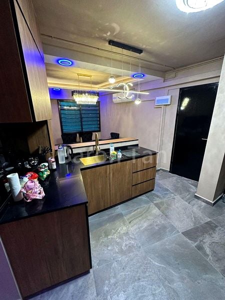 5 Room (5A) HDB for Rent in  467B Admiralty Drive - Image 5