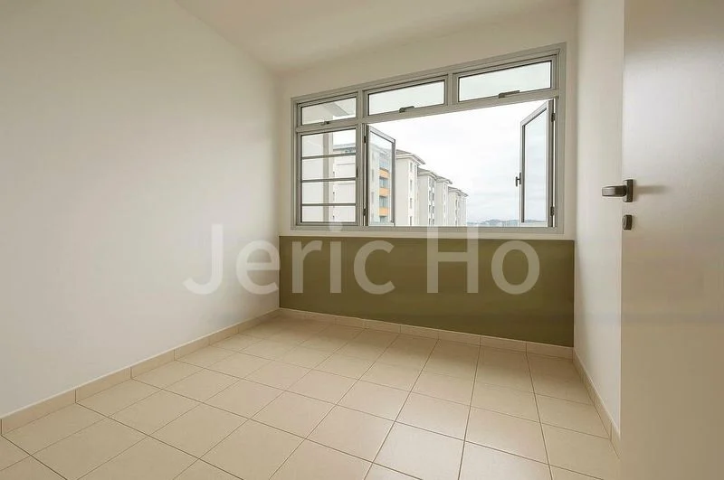 3 Room (3I) HDB for Sale in  9 Holland Avenue - Image 5