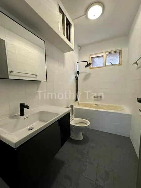 Executive HDB for Rent in  497A Tampines Street 45 - Image 4
