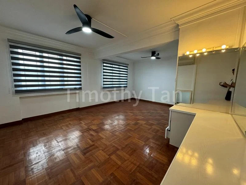 Executive HDB for Rent in  497A Tampines Street 45 - Image 3