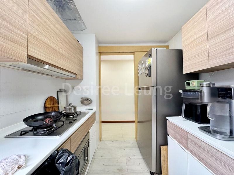 4 Bed Executive Condo for Sale in Sea Horizon - Image 8