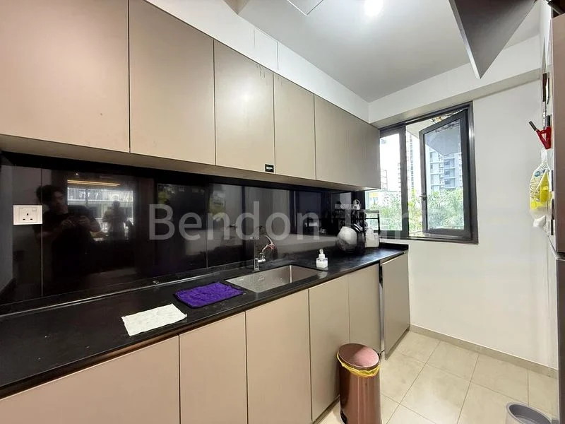 4 Bed Condo for Sale in  The Florence Residences - Image 10