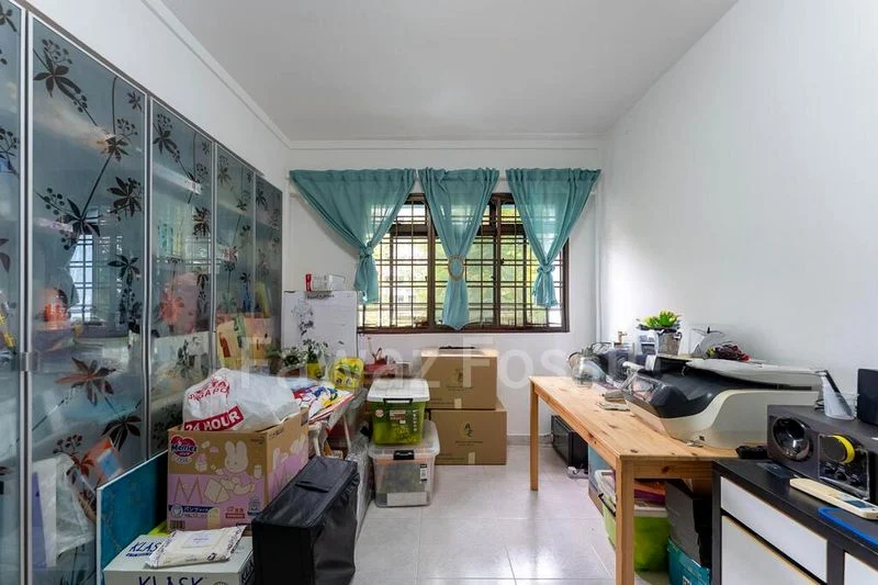4 Room (4A) HDB for Sale in  543 Woodlands Drive 16 - Image 8