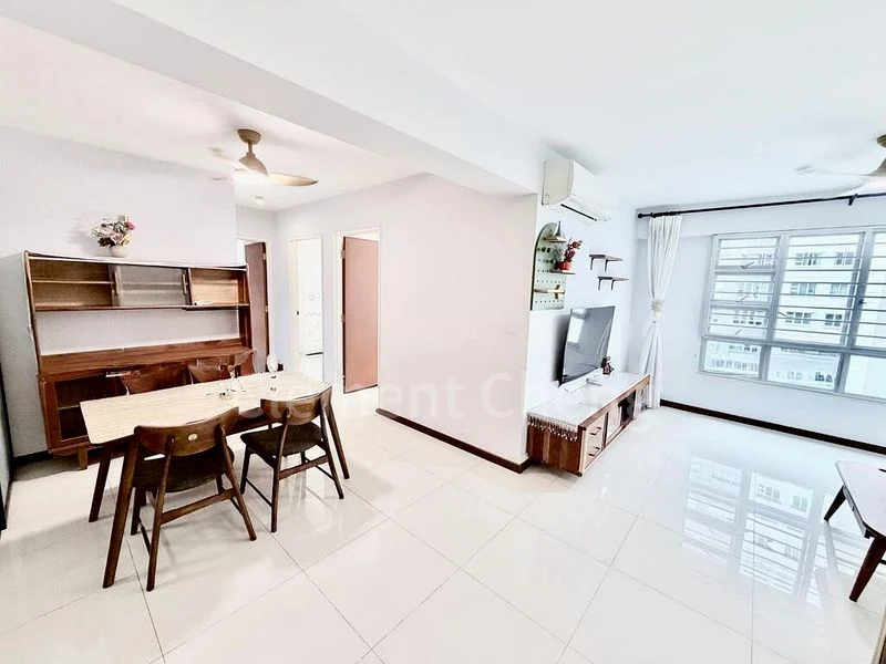 4 Room (4I) HDB for Rent in  231A Sumang Lane - Image 3