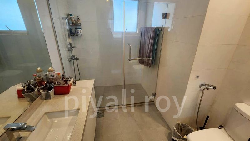 2 Bed Condo for Rent in  Parbury Hill Condominium - Image 12