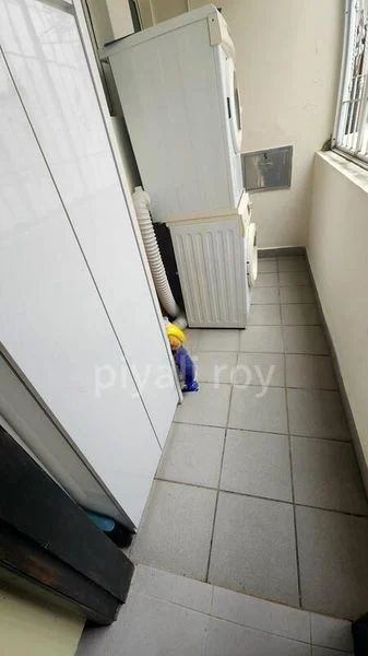 2 Bed Condo for Rent in  Parbury Hill Condominium - Image 13