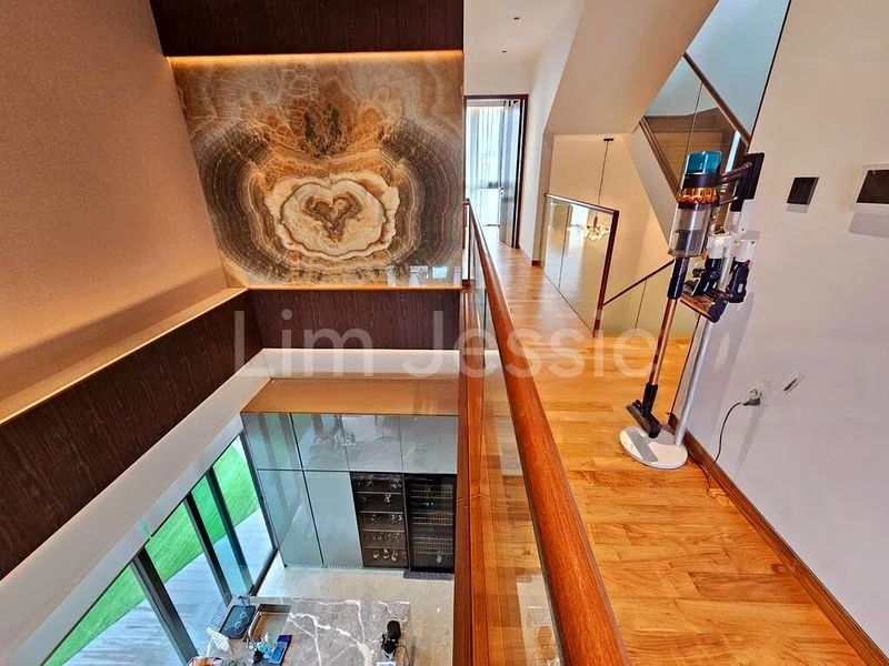 7 Bed Semi-Detached House (Landed) for Sale in  Dunman Lane - Image 6