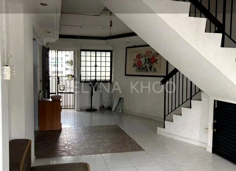 Maisonette HDB for Sale in 714 Jurong West Street 71 - Image 3