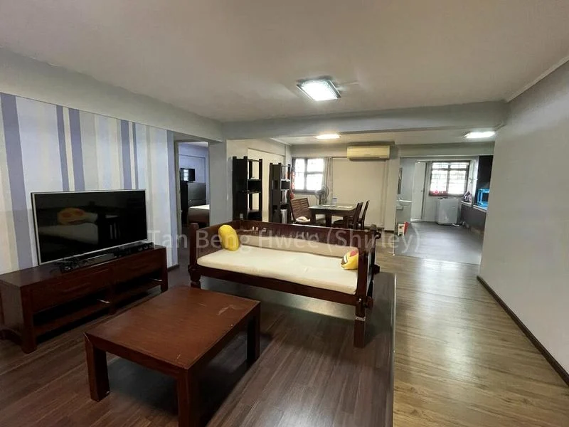 4 Room (4I) HDB for Rent in  23 Dover Crescent - Image 5