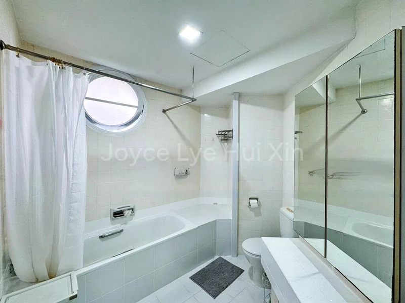 4 Bed Condo for Rent in Shelford Green - Image 3