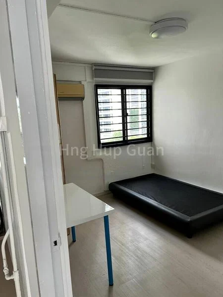 3 Room (3I) HDB for Rent in  174 Lorong 1 Toa Payoh - Image 8