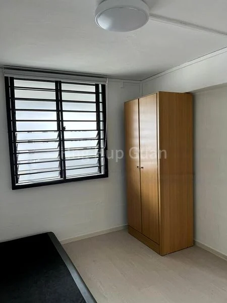 3 Room (3I) HDB for Rent in  174 Lorong 1 Toa Payoh - Image 12