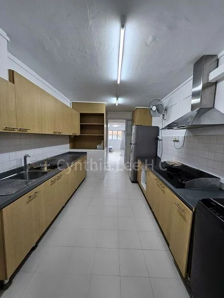3 Room (3A) HDB for Rent in  378 Clementi Avenue 5 - Image 3