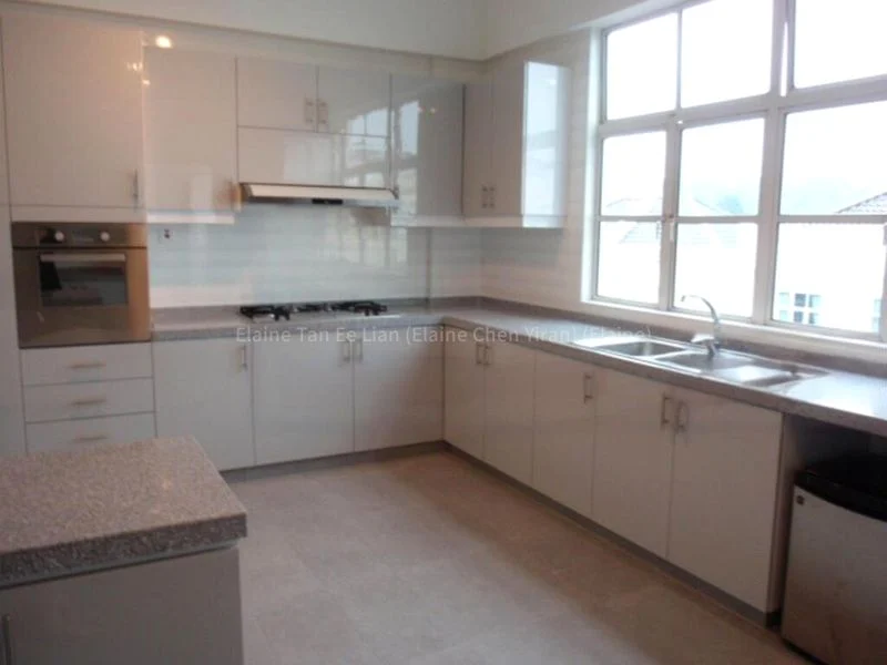 3 Bed Condo for Rent in  La Suisse I - Image 16