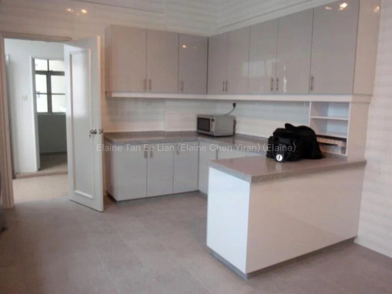 3 Bed Condo for Rent in  La Suisse I - Image 14