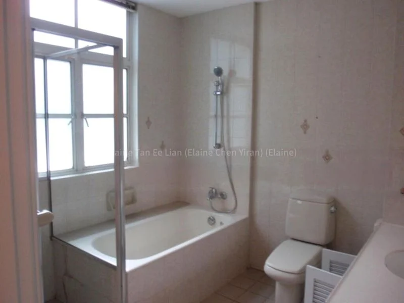 3 Bed Condo for Rent in  La Suisse I - Image 9