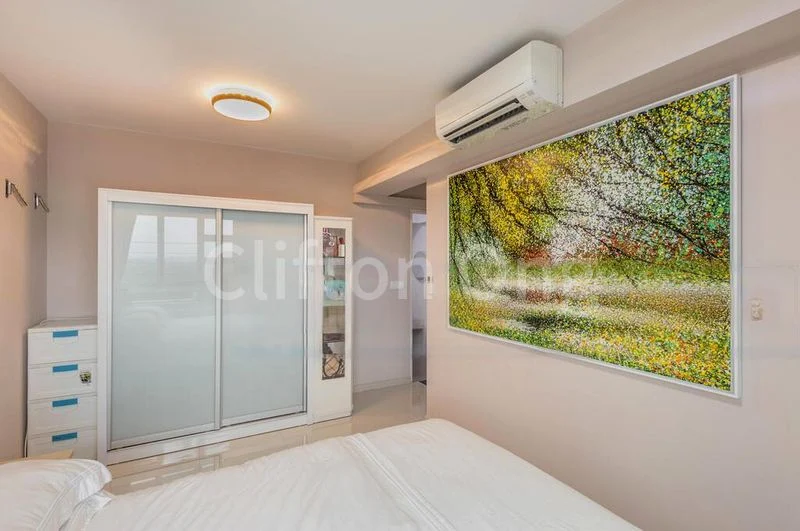 Premium HDB for Sale in 42A Margaret Drive - Image 9