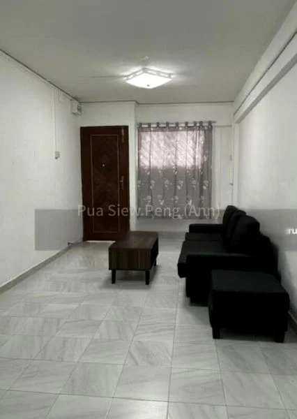 3 Room (3I) HDB for Rent in  739 Yishun Avenue 5 - Image 1