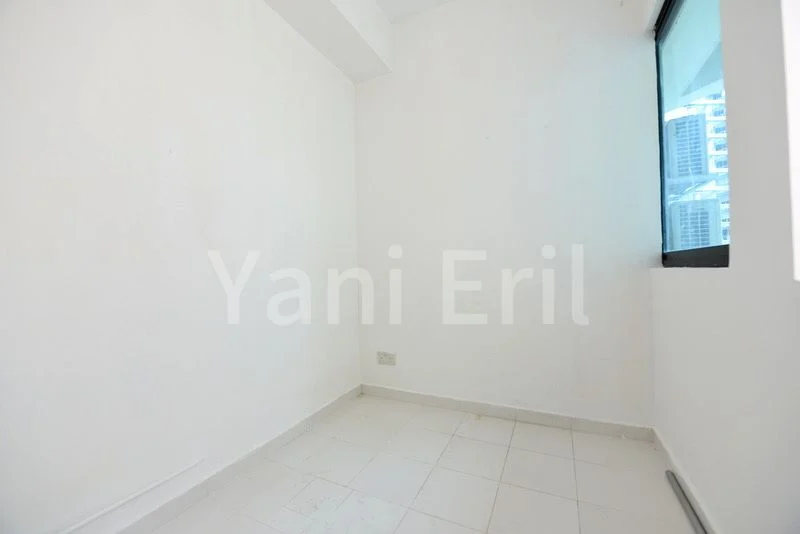 5 Bed Condo for Rent in  Spring Grove - Image 11