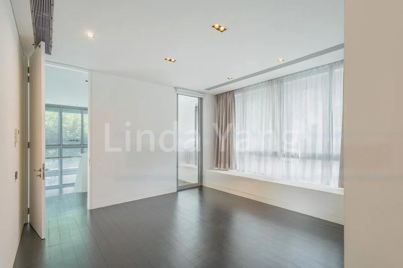 4 Bed Apartment (Condo) for Rent in  The Oliv - Image 8