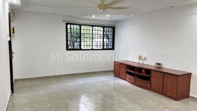 4 Room (4NG) HDB for Sale in  415 Ang Mo Kio Avenue 10 - Image 2