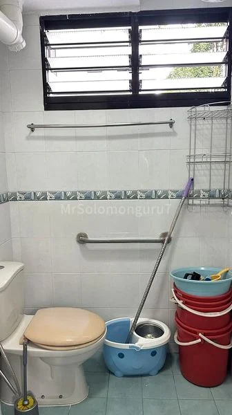 4 Room (4NG) HDB for Sale in  415 Ang Mo Kio Avenue 10 - Image 7