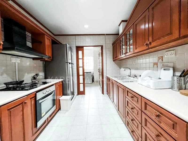 Common Room (Condo) for Rent in  Ridgewood Condominium / Ridgewood - Image 4