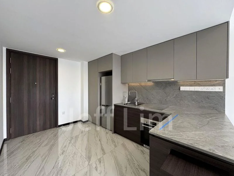 2 Bed Condo for Rent in Pasir Ris Drive 8 - Image 2