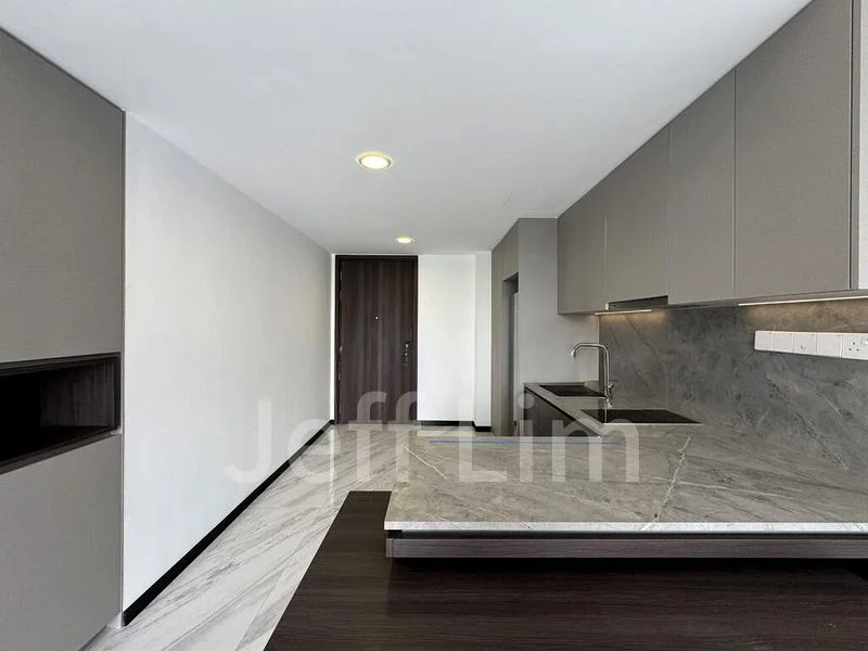 2 Bed Condo for Rent in Pasir Ris Drive 8 - Image 3