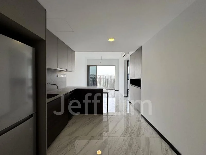 2 Bed Condo for Rent in Pasir Ris Drive 8 - Image 4