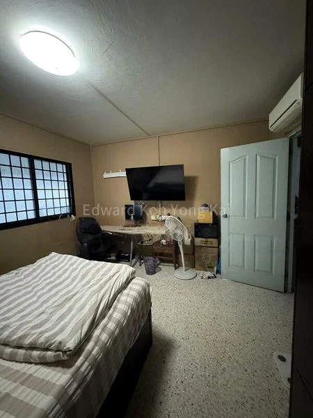 Common Room (HDB) for Rent in  157 Woodlands Street 13 - Image 1