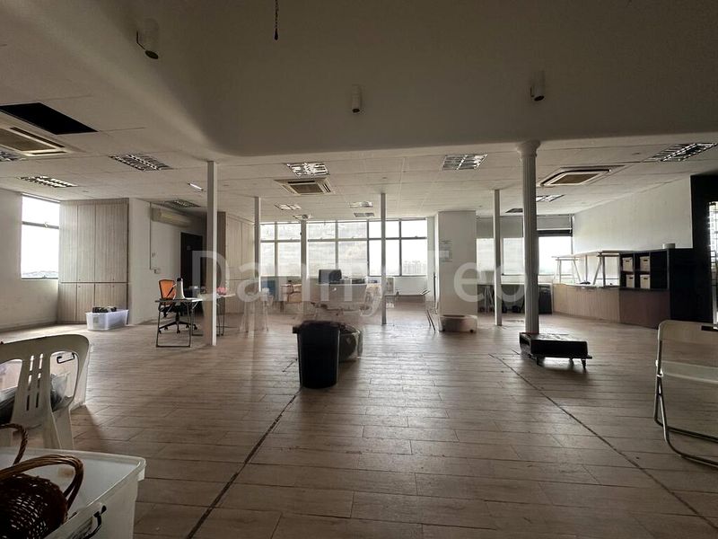 Light Industrial (B1) for Sale: 8B, Admiralty Street - Image 1