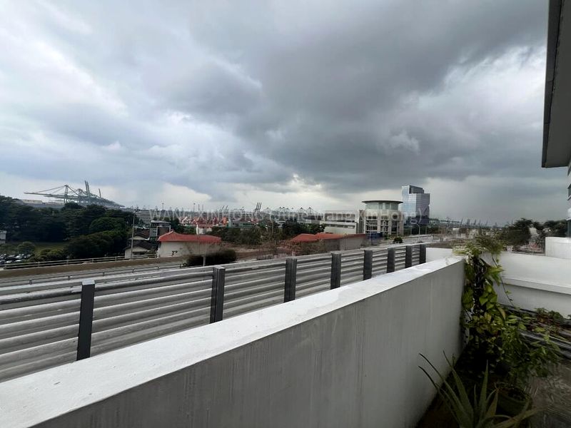 Light Industrial (B1) for Sale: 100 Pasir Panjang - Image 1