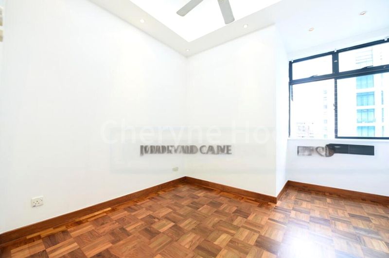 5 Bed Condo for Rent in  Spring Grove - Image 8