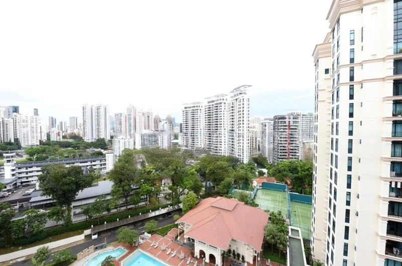 5 Bed Condo for Rent in  Spring Grove - Image 2