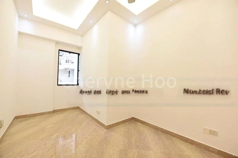 5 Bed Condo for Rent in  Spring Grove - Image 13