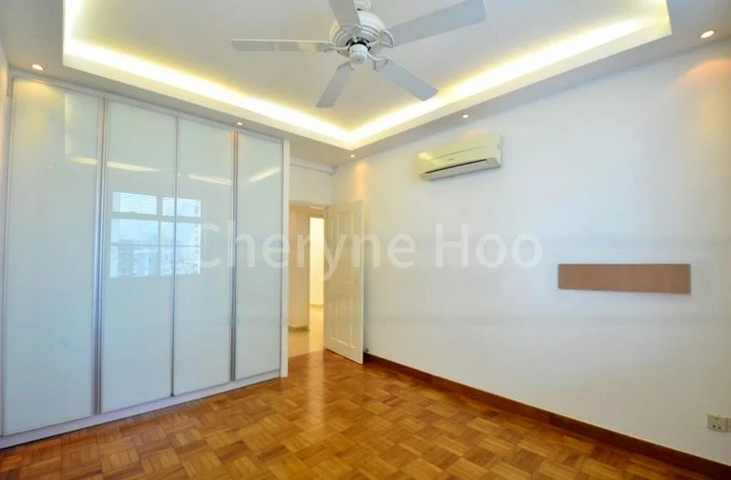 5 Bed Condo for Rent in  Spring Grove - Image 10