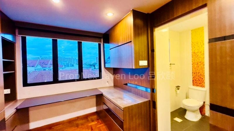 5 Bed Corner Terrace (Landed) for Rent in  Jalan Tani - Image 1