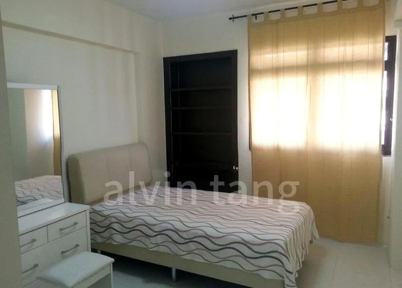 5 Room (5I) HDB for Rent in  183C Rivervale Crescent - Image 4