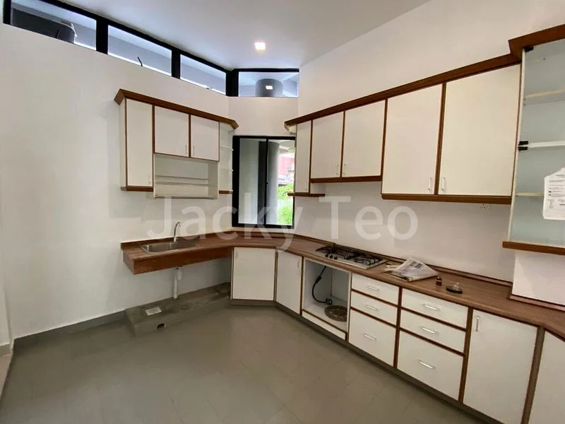 4 Bed Corner Terrace (Landed) for Rent in  Thong Soon Green - Image 11