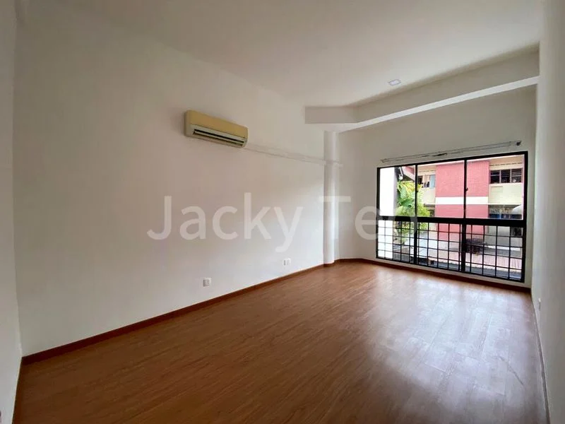4 Bed Corner Terrace (Landed) for Rent in  Thong Soon Green - Image 8