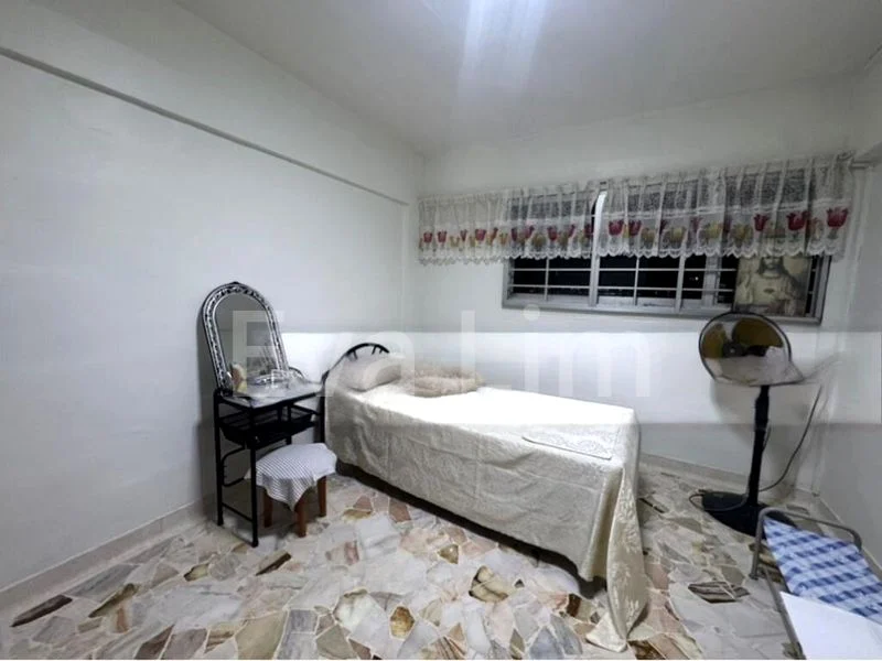 Common Room (HDB) for Rent in  924 Tampines Street 91 - Image 1