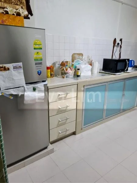 Common Room (HDB) for Rent in  924 Tampines Street 91 - Image 5