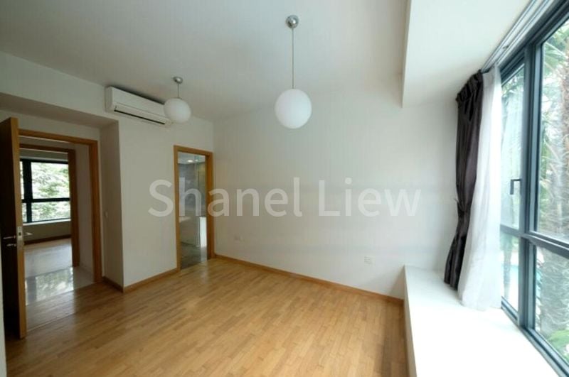 3 Bed Condo for Rent in  The Gale - Image 6