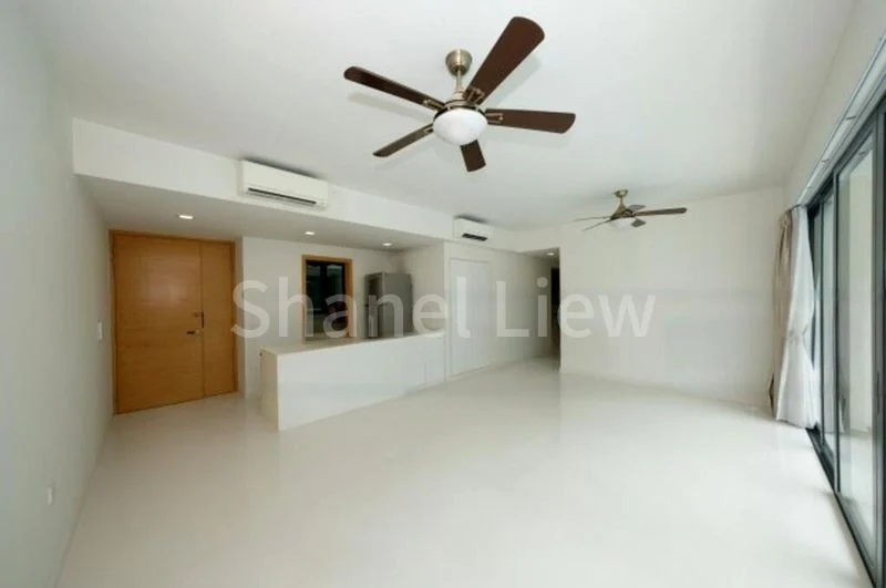 3 Bed Condo for Rent in  The Gale - Image 17